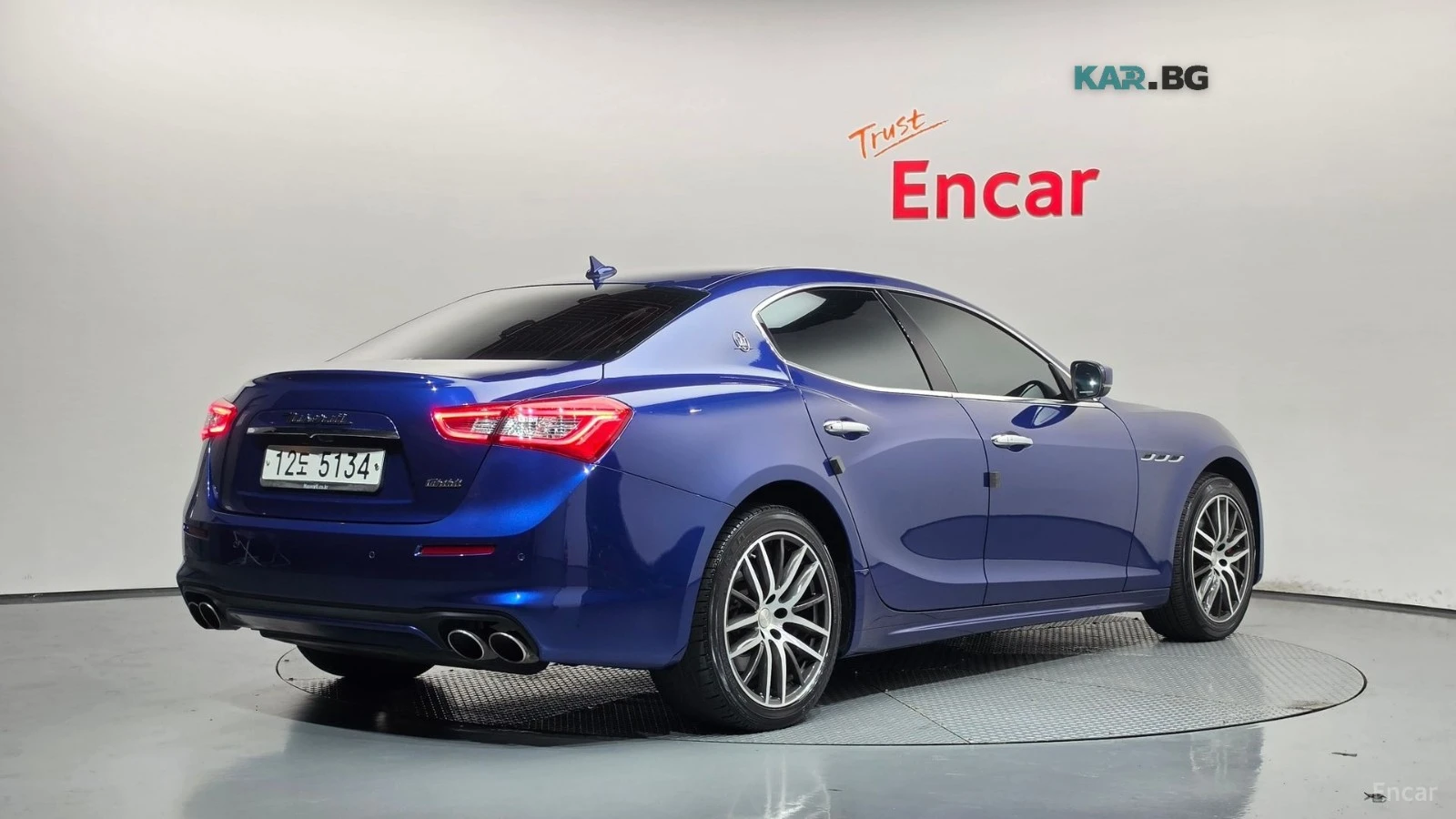 Maserati Ghibli 3.0 Diesel GranLusso* КОЖА* ОБДУХ* НАВИ* ПАНО, снимка 2 - Автомобили и джипове - 56008643