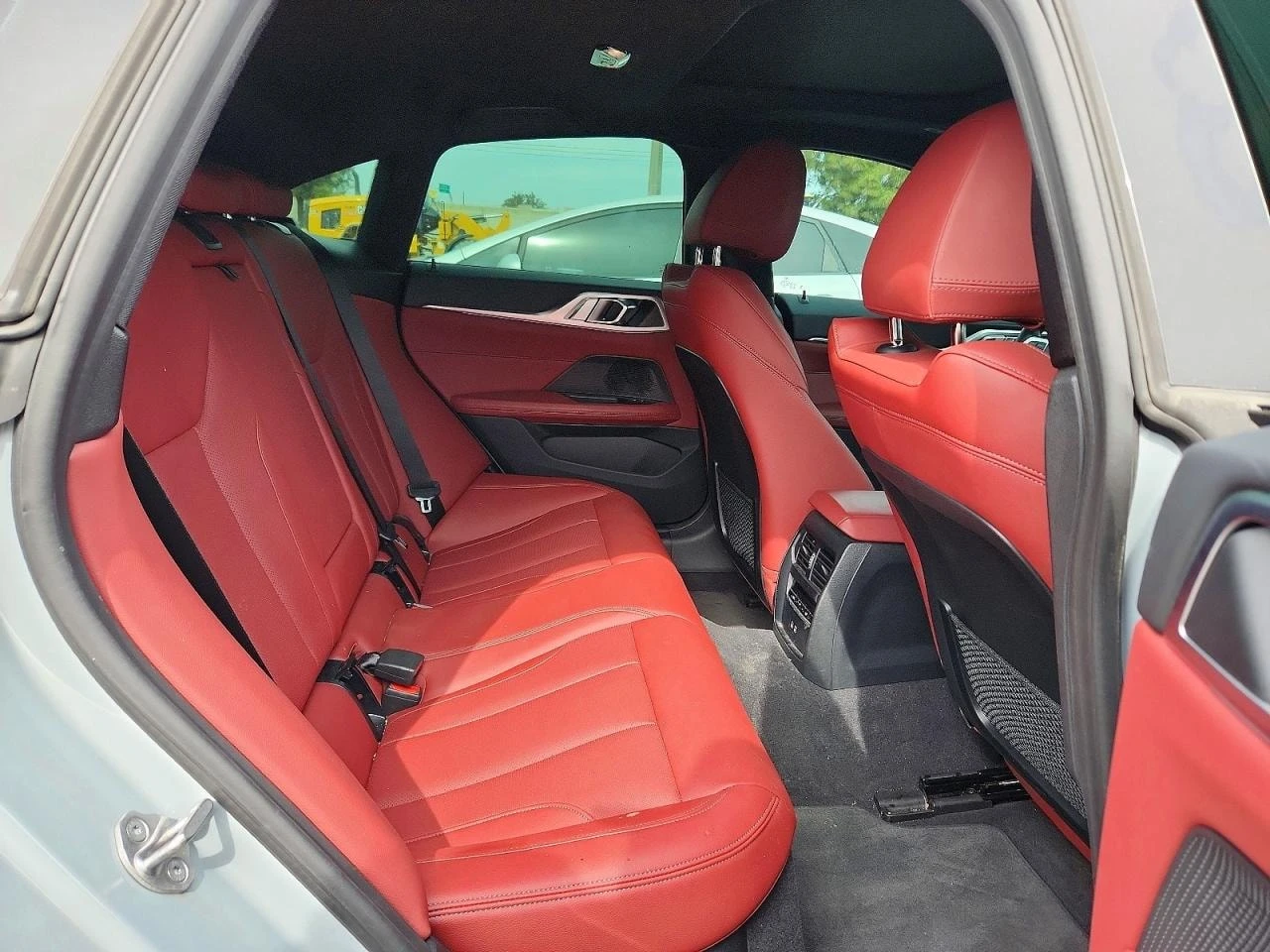BMW i4 * eDrive40 * CARFAX * БЕЗ ПЪРВОНАЧАЛНА ВНОСКА, снимка 10 - Автомобили и джипове - 56254418