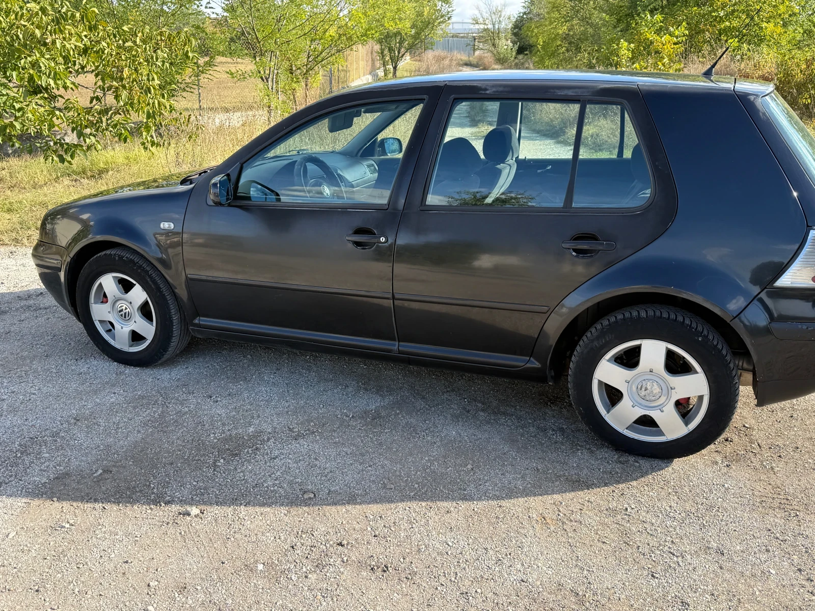 VW Golf 4, снимка 2 - Автомобили и джипове - 56328260