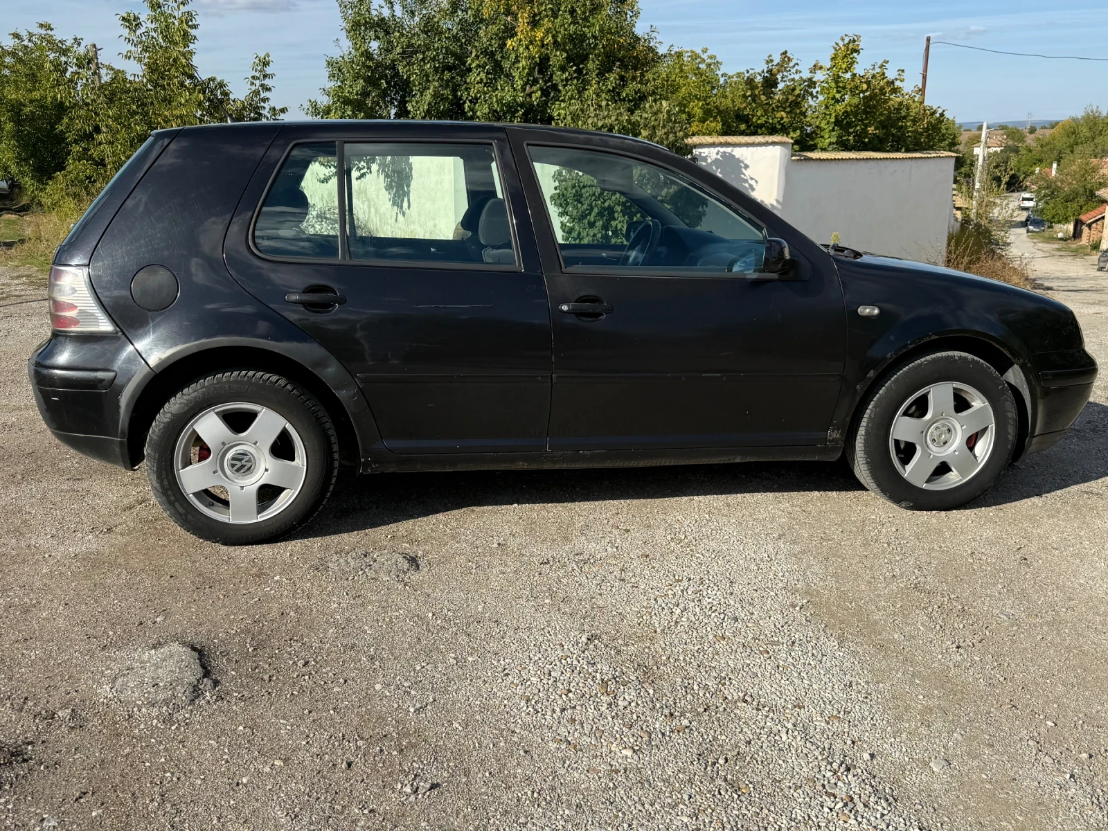 VW Golf 4, снимка 3 - Автомобили и джипове - 56328260