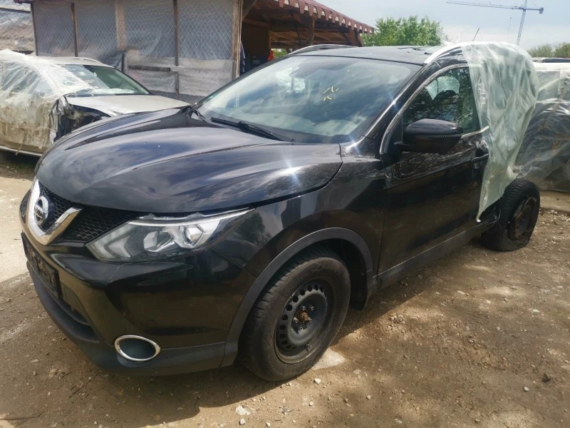 Nissan Qashqai 1.6 dci, снимка 3 - Автомобили и джипове - 40510565