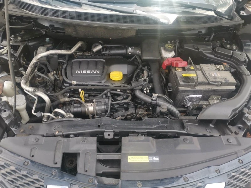 Nissan Qashqai 1.6 dci, снимка 4 - Автомобили и джипове - 40510565