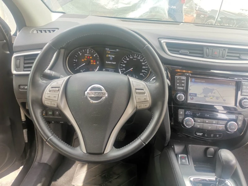 Nissan Qashqai 1.6 dci, снимка 7 - Автомобили и джипове - 40510565