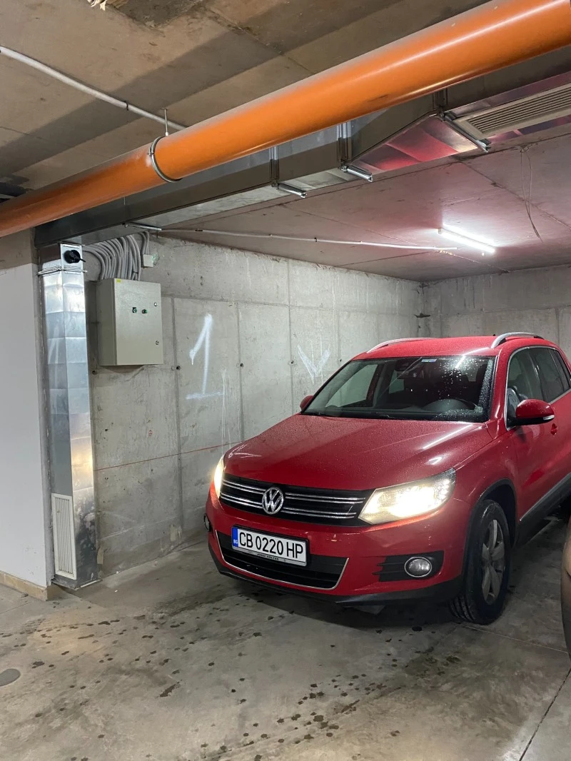 VW Tiguan, снимка 4 - Автомобили и джипове - 49476893