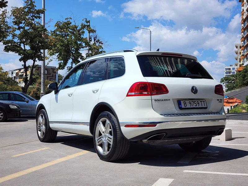 VW Touareg 3.0 TDI, снимка 5 - Автомобили и джипове - 47186400