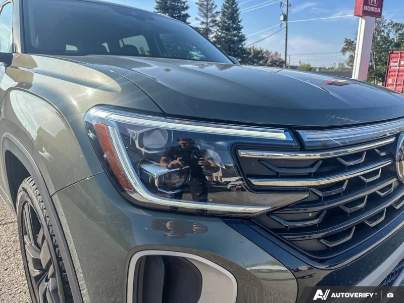 VW Atlas * Peak Edition | AWD | ACCIDENT FREE | LEATHER | C, снимка 12 - Автомобили и джипове - 52802255