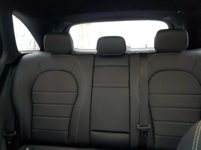 Mercedes-Benz GLC 300 4MATIC, снимка 10 - Автомобили и джипове - 48300765