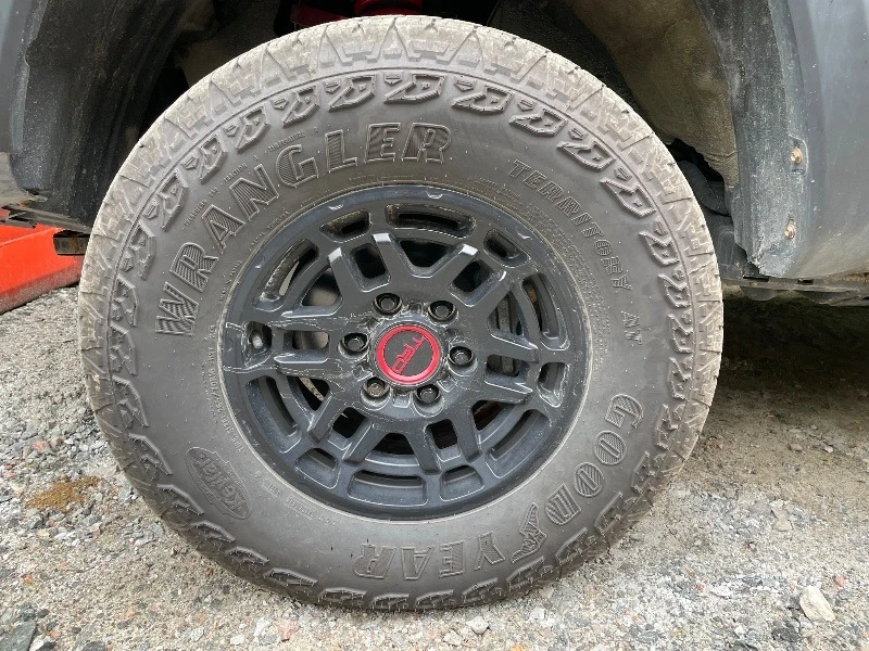 Toyota Tacoma CARFAX * * АВТО КРЕДИТ - изображение 6