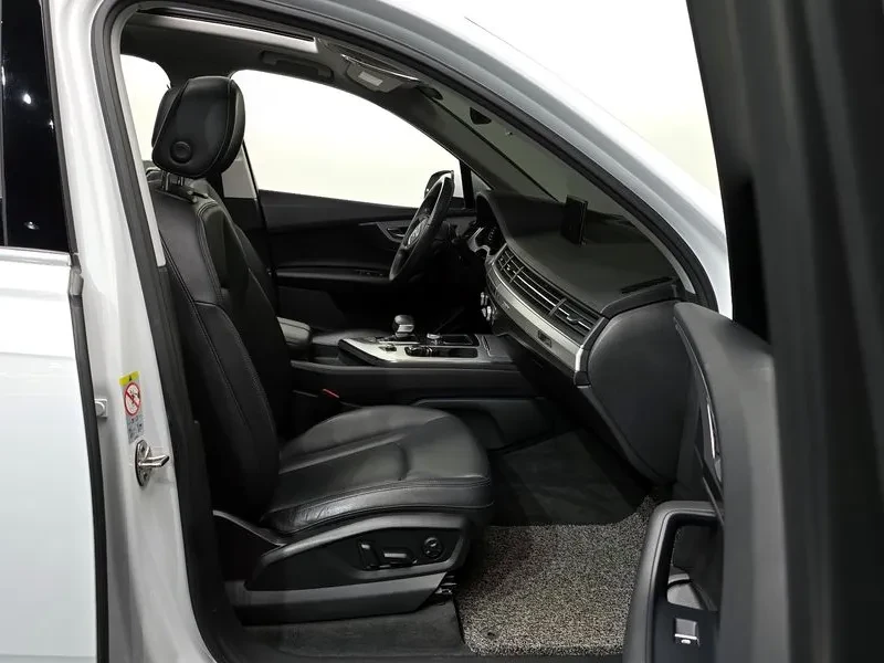 Audi Q7 45 Tfsi Quattro, снимка 11 - Автомобили и джипове - 55923007