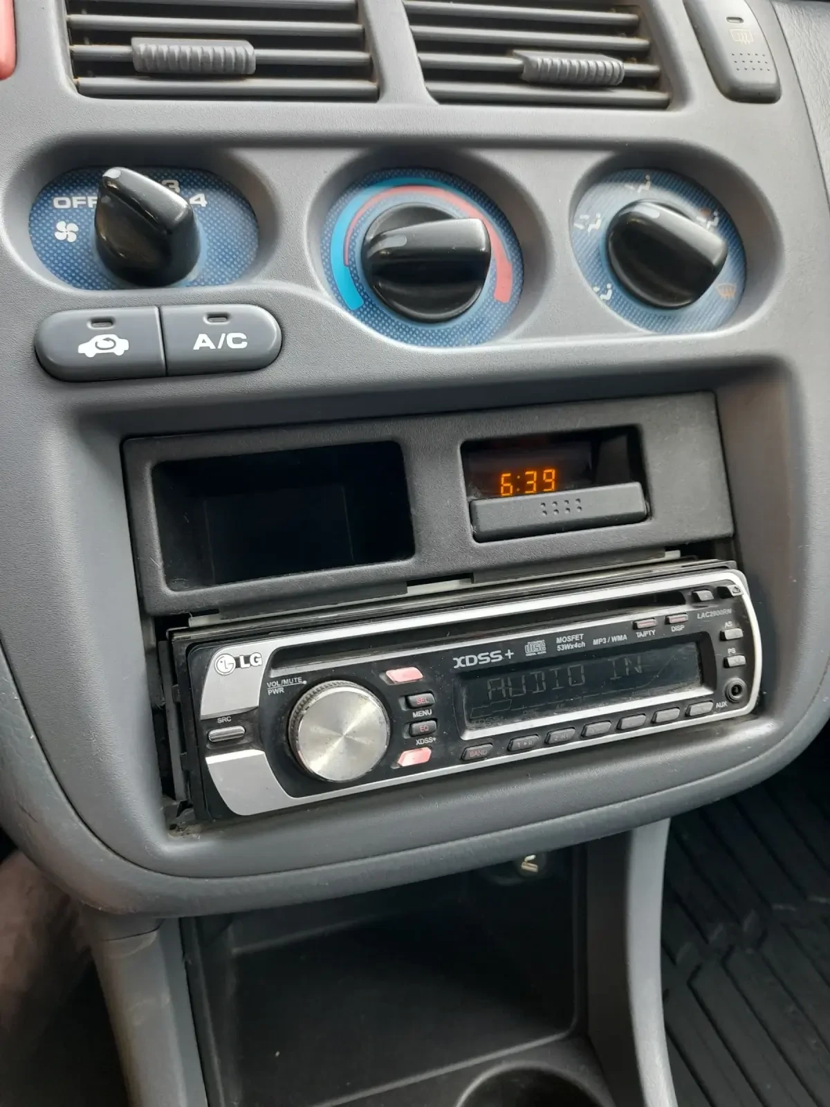 Honda Hr-v 1.6 бензин газ 4х4 - изображение 9