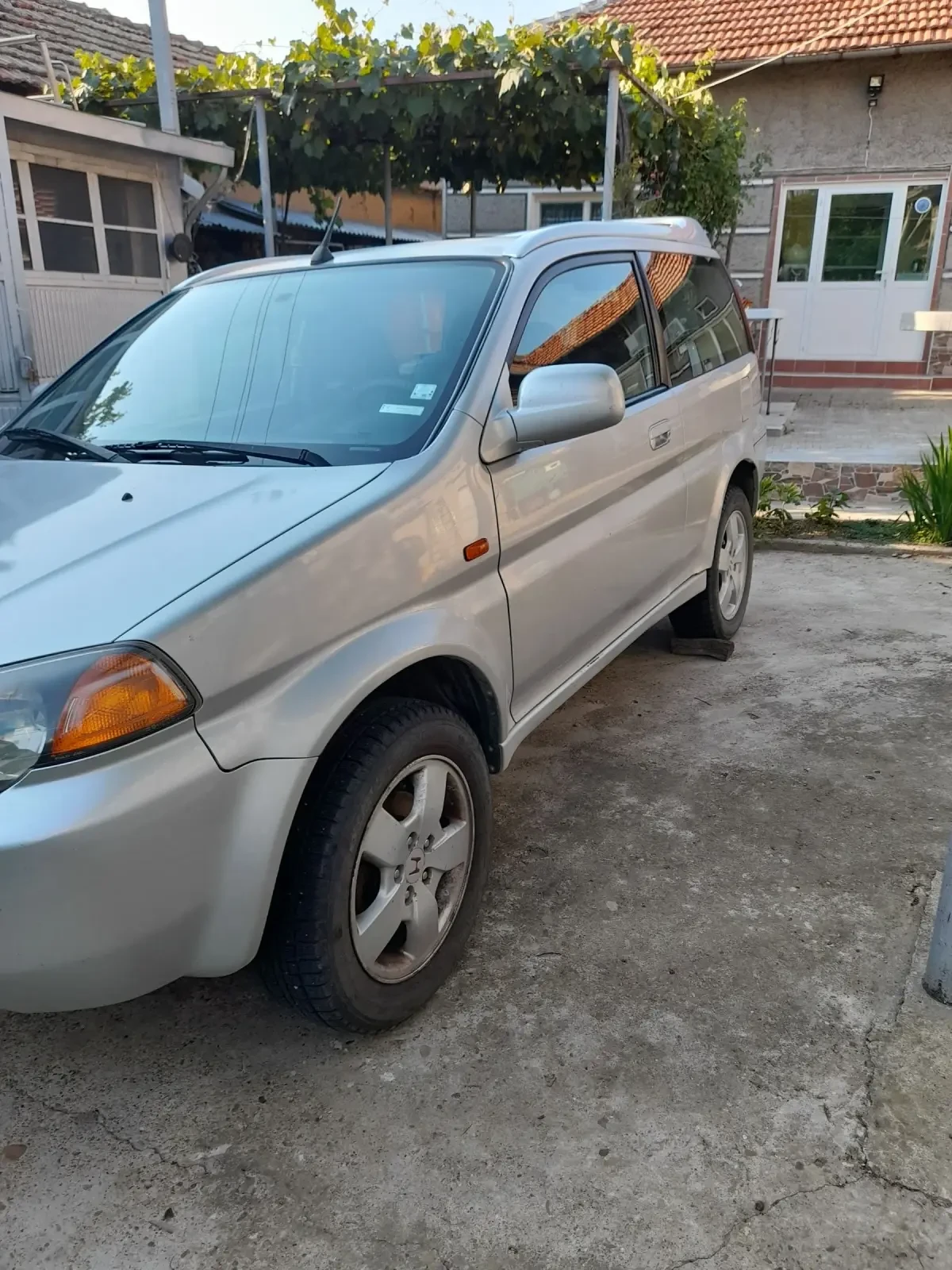 Honda Hr-v 1.6 бензин газ 4х4 - изображение 2