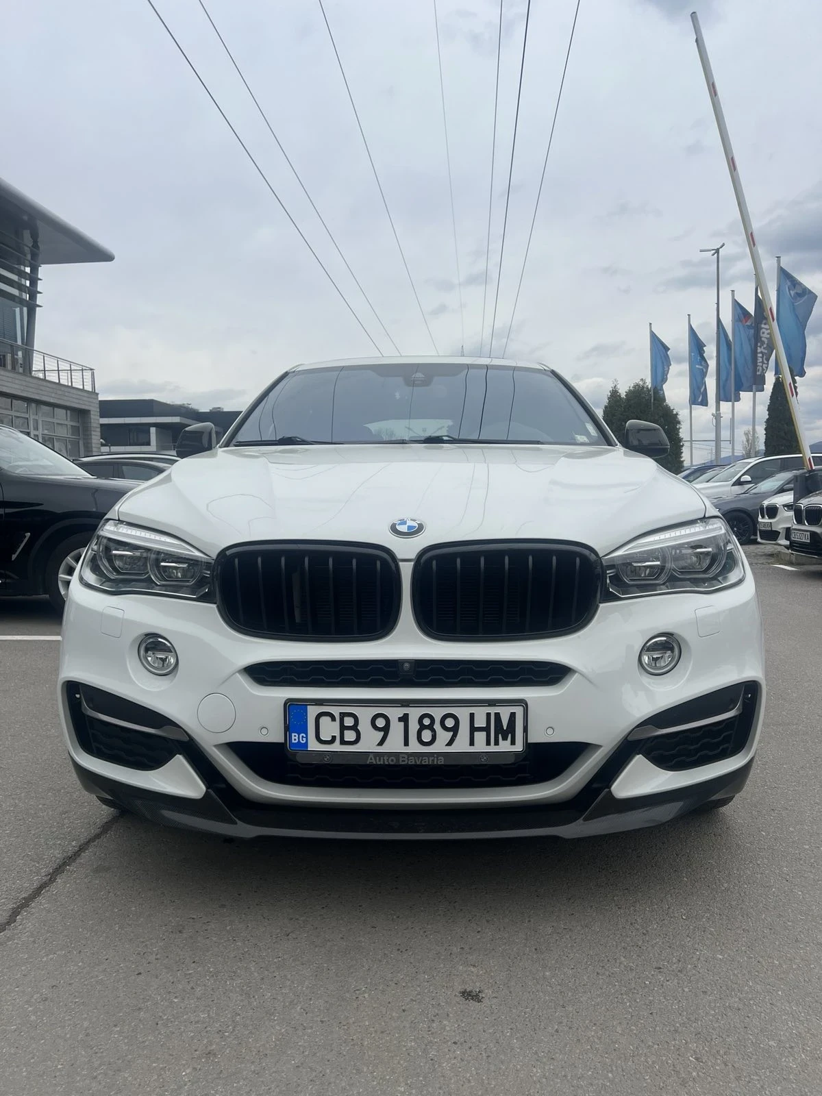 BMW X6 М50d - изображение 2