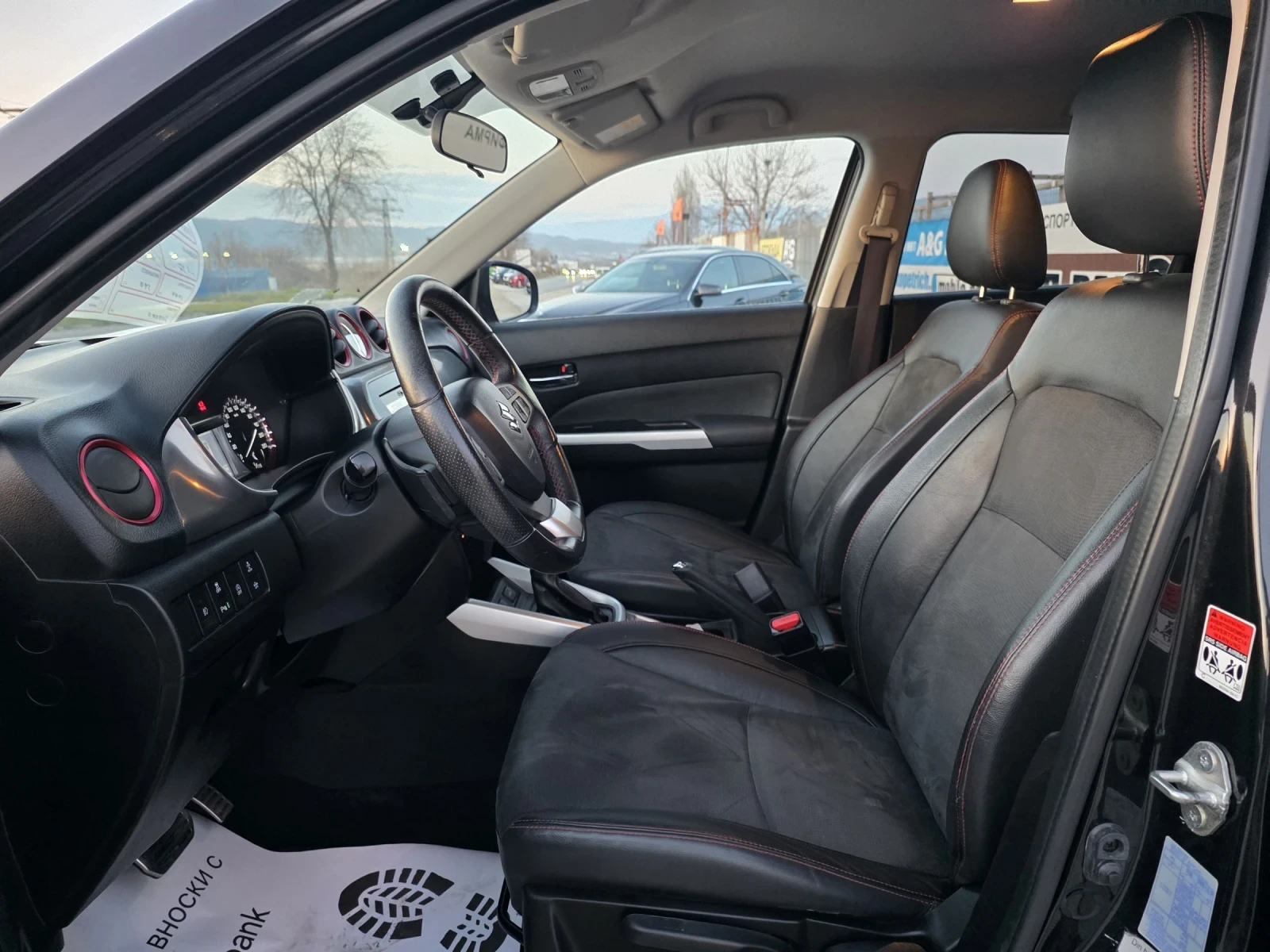 Suzuki Vitara 1.4BOOSTERJET AUTOMATIC, снимка 7 - Автомобили и джипове - 52712946