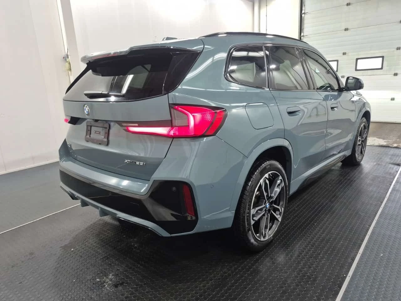 BMW X1 * XDRIVE28I * CARFAX * БЕЗ ПЪРВОНАЧАЛНА ВНОСКА, снимка 3 - Автомобили и джипове - 54677481
