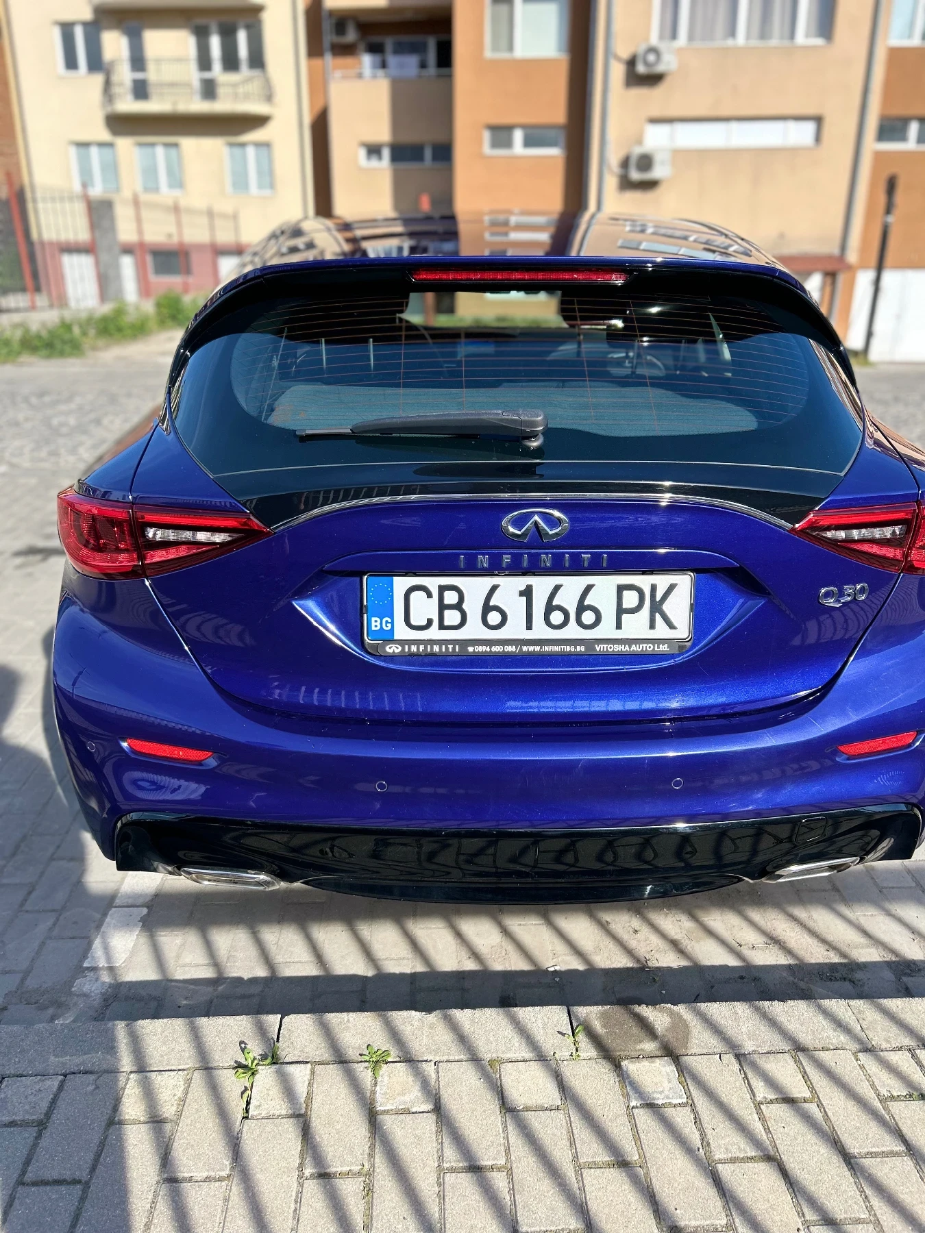 Infiniti Q30, снимка 4 - Автомобили и джипове - 56129021