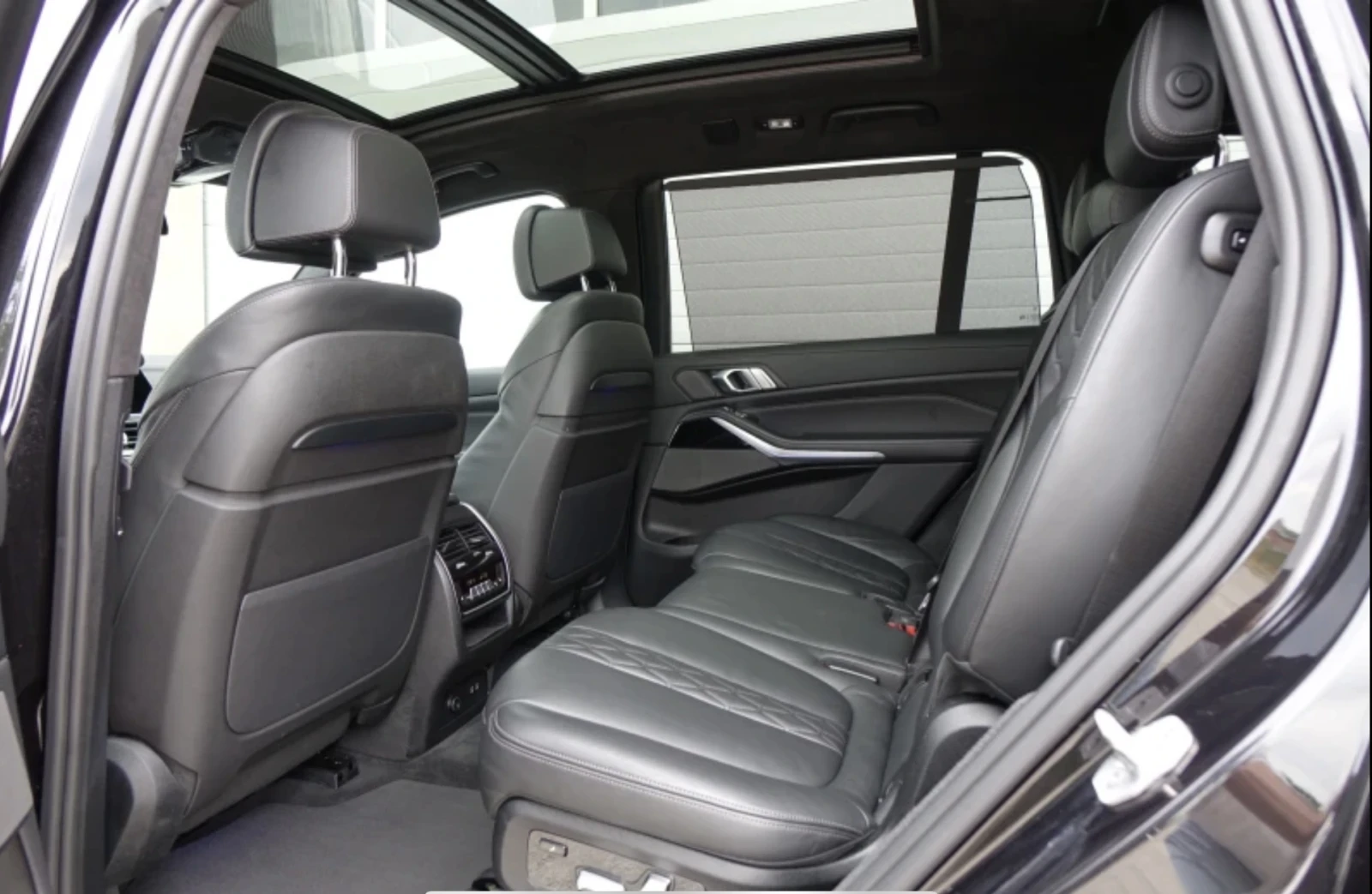 BMW X7 M50D, снимка 10 - Автомобили и джипове - 55730600