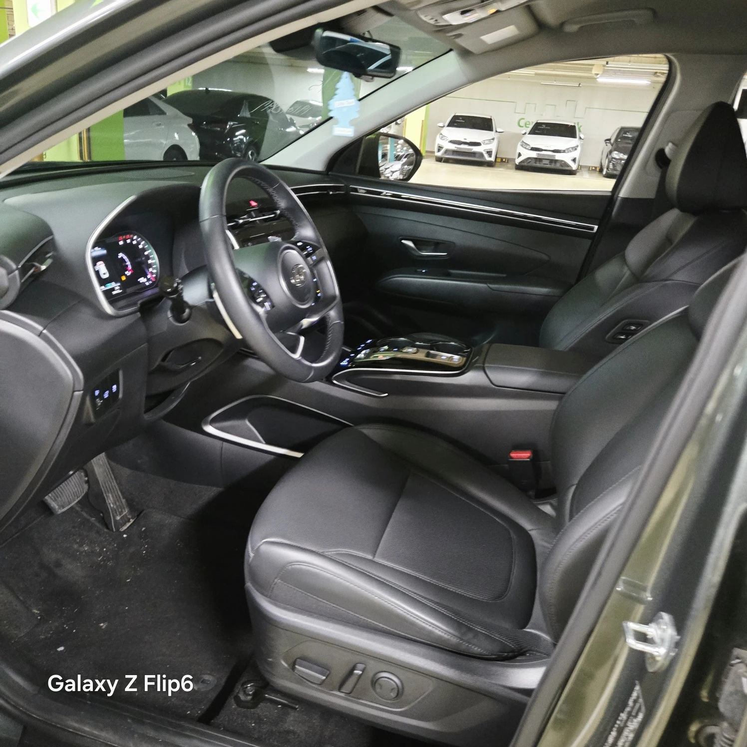 Hyundai Tucson 1.6 - ОЧАКВАН ВНОС, снимка 4 - Автомобили и джипове - 56614404