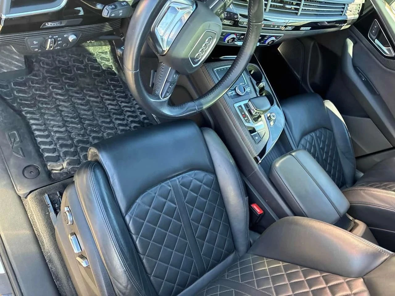 Audi Q7, снимка 7 - Автомобили и джипове - 56684588