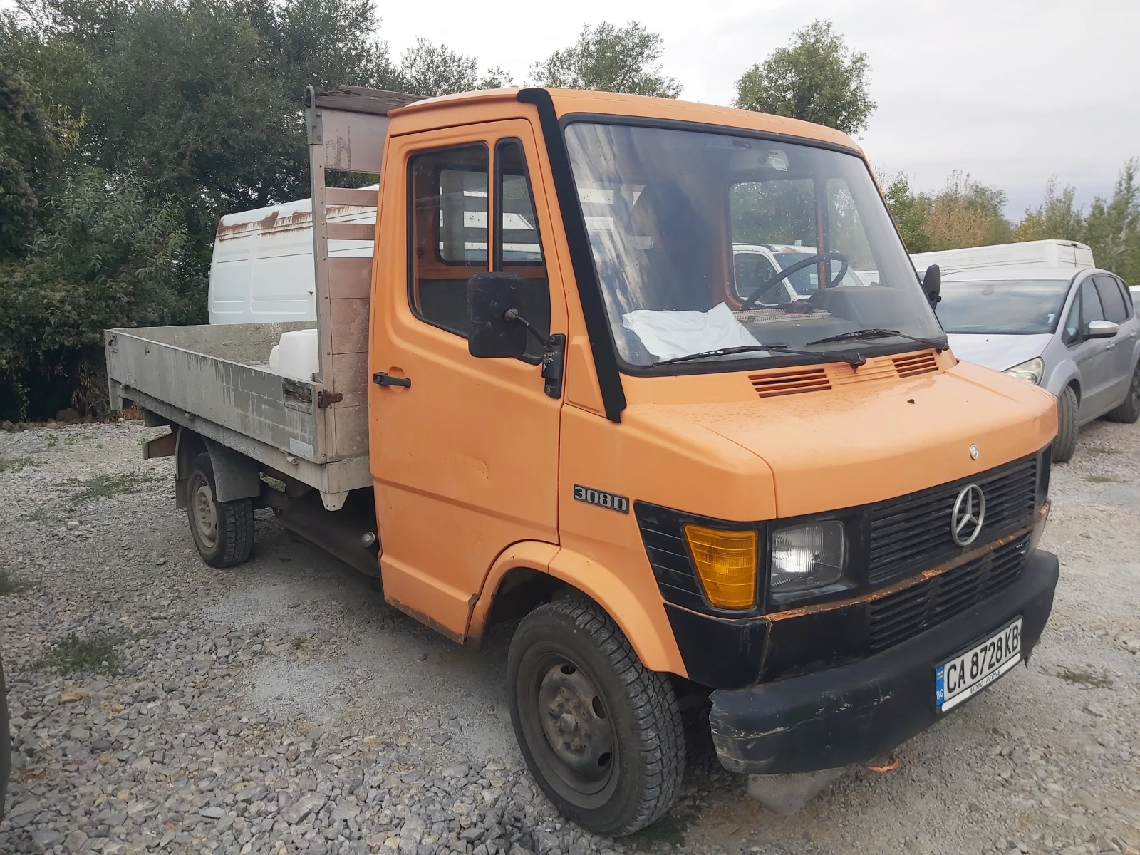 Mercedes-Benz 308 2.3 дизел 80 к.с. - изображение 7