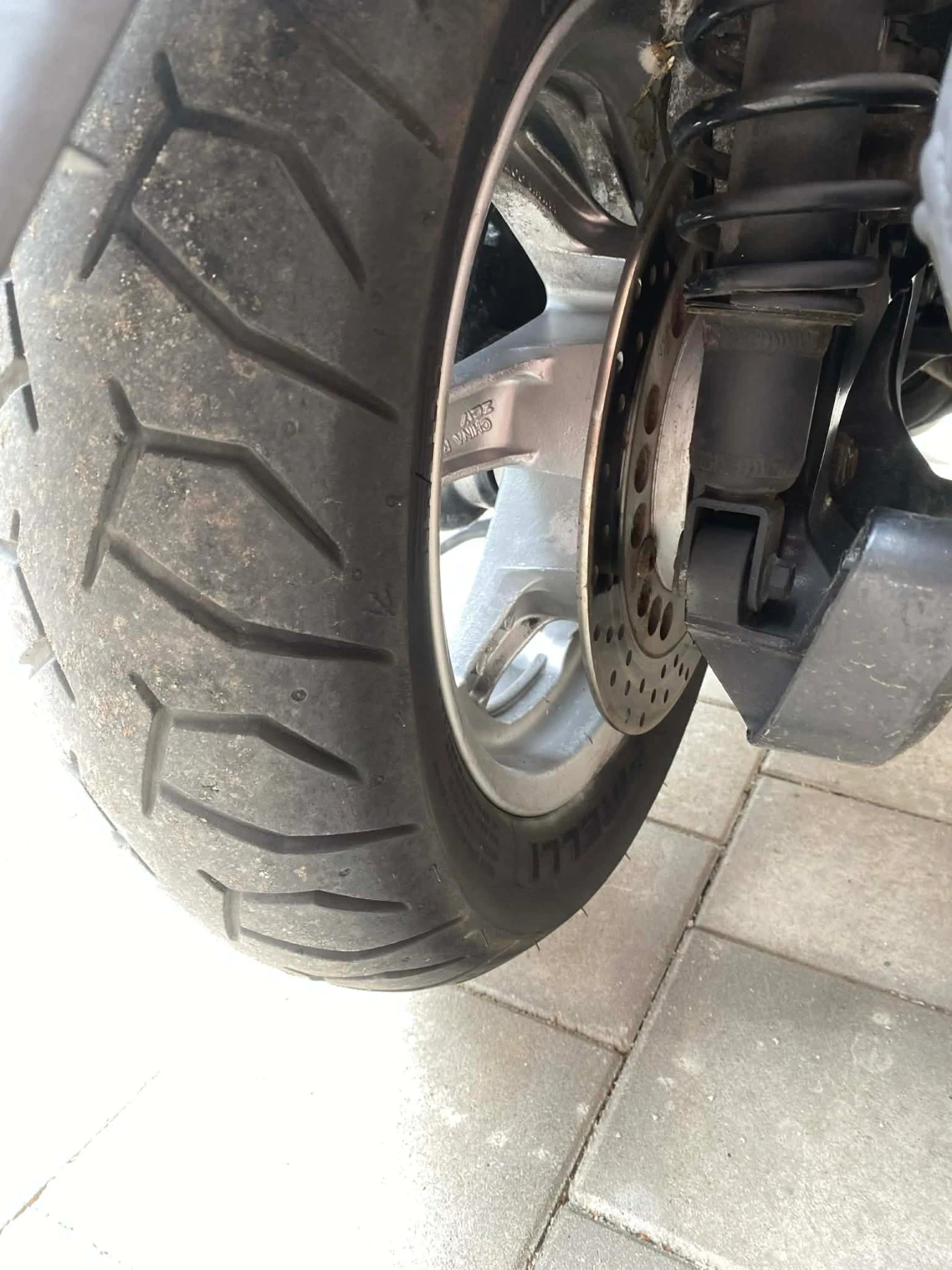 Yamaha Majesty 400i, снимка 9 - Мотоциклети и мототехника - 54044733