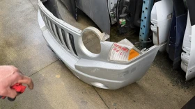 Предна броня за Toyota Auris 2007, снимка 3