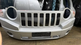 Предна броня за Toyota Auris 2007, снимка 1