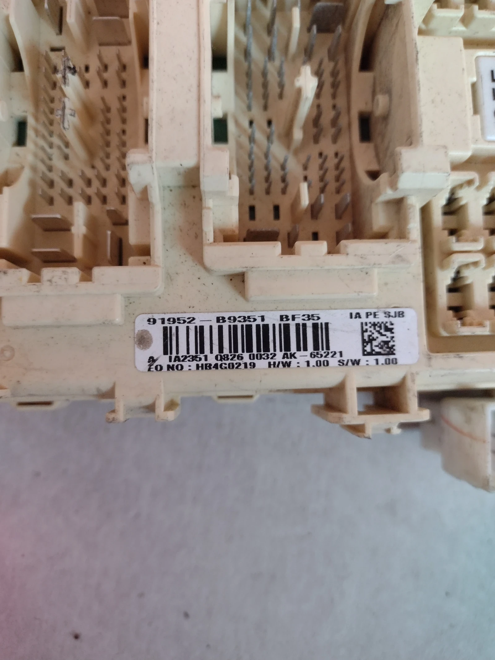 91952-B9351 ������� �����  HYUNDAI I10 (2013-2021) 91952-B9351 | Mobile.bg � ����������� 2