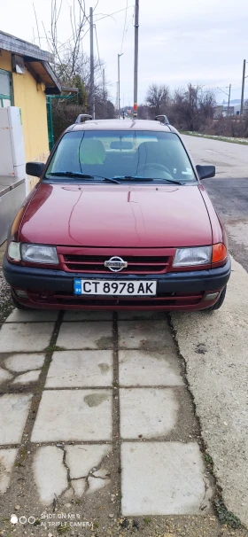 Opel Astra, снимка 1