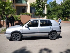 Обява за продажба на VW Golf 1600 ~4 100 лв. - изображение 1