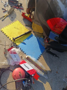 BMW 325 N52B25  - 111 € / 217.10 лв. - 44108909 13