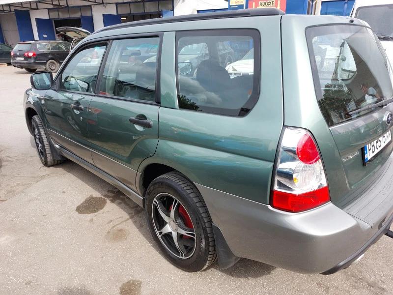 Subaru Forester 2.0, снимка 3 - Автомобили и джипове - 45315036