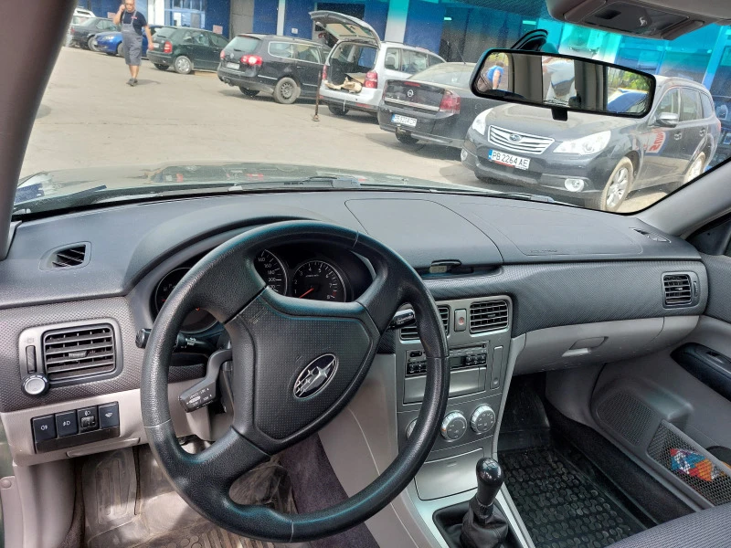 Subaru Forester 2.0, снимка 7 - Автомобили и джипове - 45315036