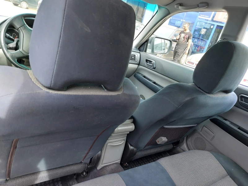 Subaru Forester 2.0, снимка 9 - Автомобили и джипове - 45315036