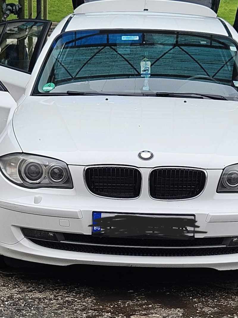 BMW 120, снимка 1 - Автомобили и джипове - 46455693