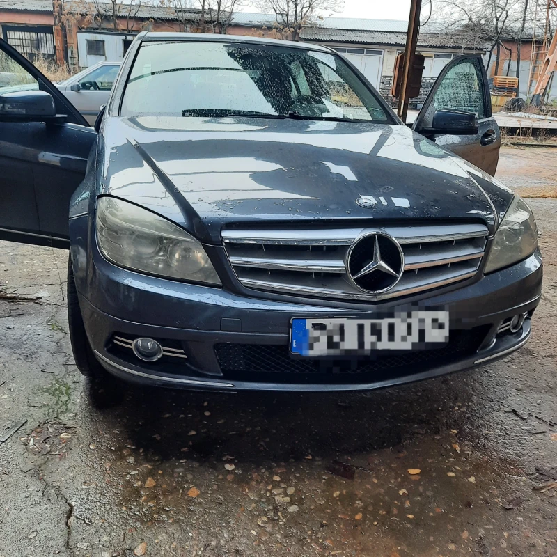 Mercedes-Benz C 200, снимка 2 - Автомобили и джипове - 48969285