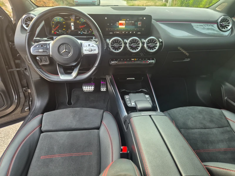 Mercedes-Benz GLA 180 AMG /22г., снимка 12 - Автомобили и джипове - 51503220