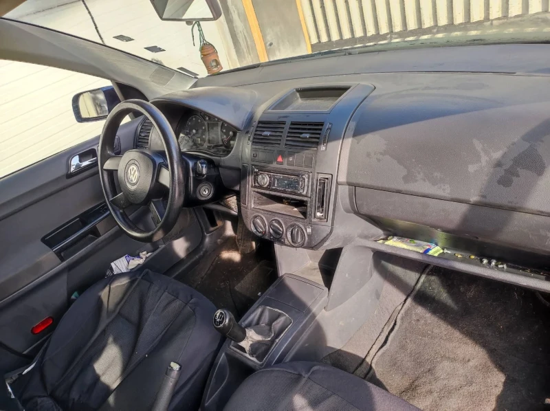 VW Polo, снимка 10 - Автомобили и джипове - 52753318
