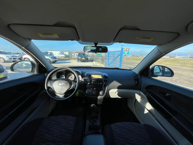 Kia Ceed 1.6 CRDi, снимка 9 - Автомобили и джипове - 52811998