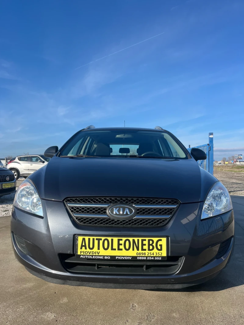 Kia Ceed 1.6 CRDi, снимка 2 - Автомобили и джипове - 52811998