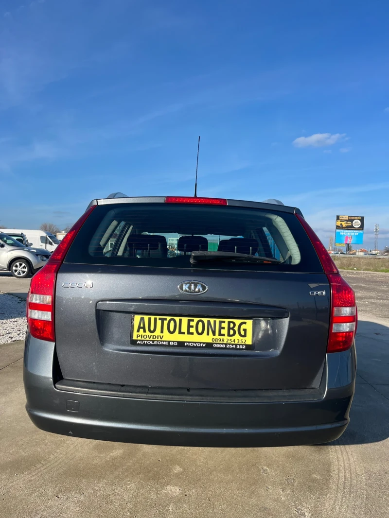 Kia Ceed 1.6 CRDi, снимка 5 - Автомобили и джипове - 52811998