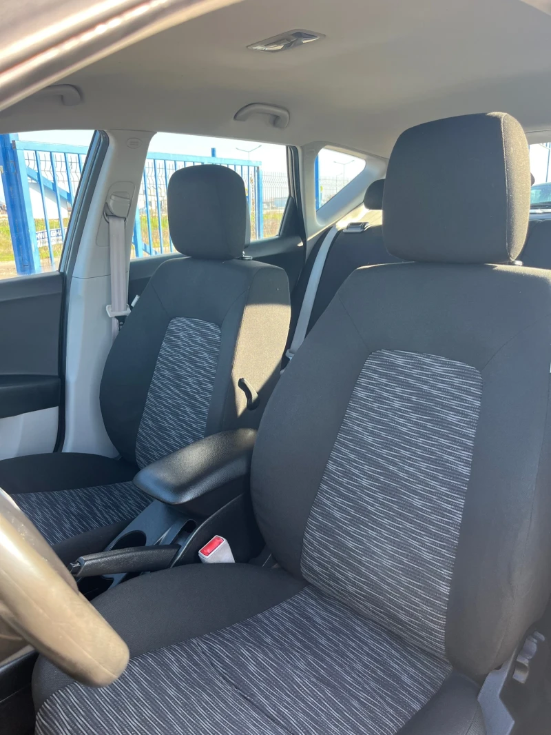 Kia Ceed 1.6 CRDi, снимка 12 - Автомобили и джипове - 52811998