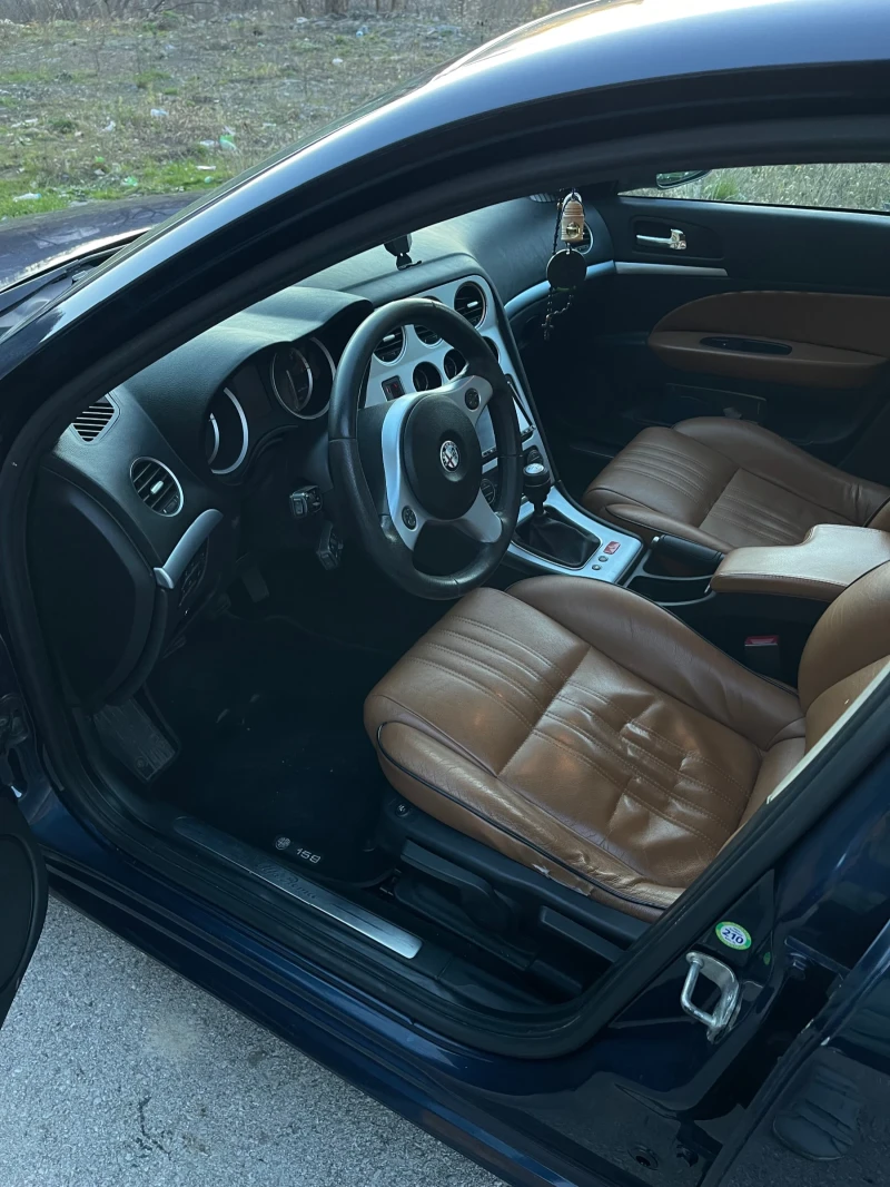 Alfa Romeo 159 sportwagon 1.9 JTDm, снимка 9 - Автомобили и джипове - 52841195