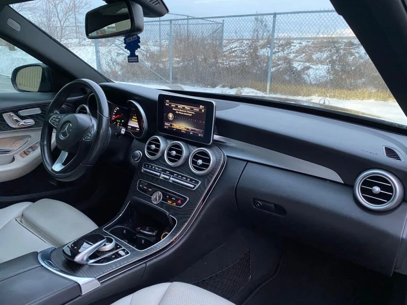 Mercedes-Benz C 300 4MATIC* АвтоКредит* (ЦЕНА ДО БГ), снимка 8 - Автомобили и джипове - 53007435
