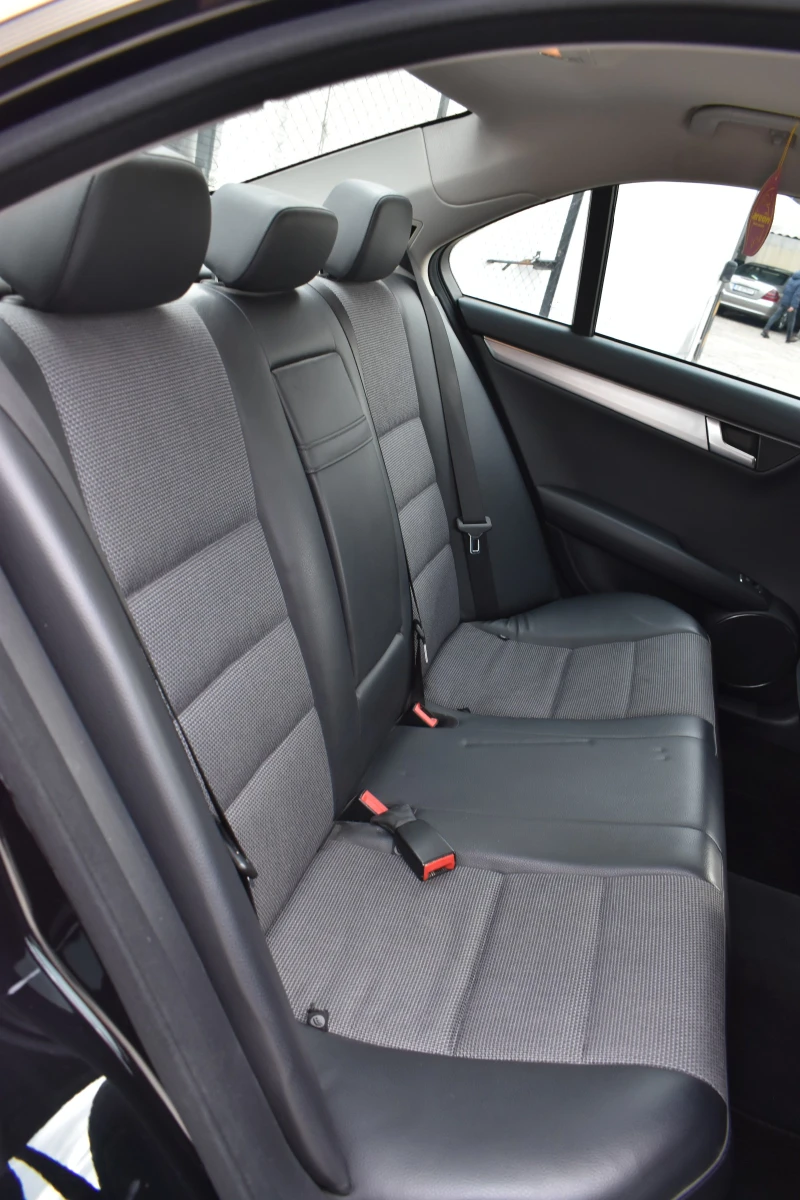 Mercedes-Benz C 220 7G* FACELIFT* , снимка 9 - Автомобили и джипове - 53112979