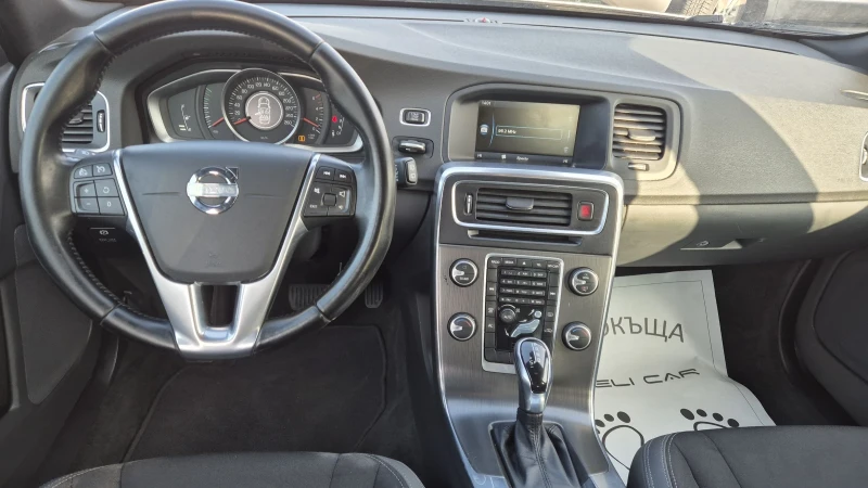 Volvo V60 2.0 D4 163 АВТОМАТ АЙСИН ЯПОНИЯ ЛИЗИНГ ВИДЕО , снимка 13 - Автомобили и джипове - 53156594