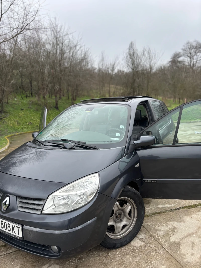 Renault Scenic 2.0 16v/6скр.газ, снимка 17 - Автомобили и джипове - 53398255