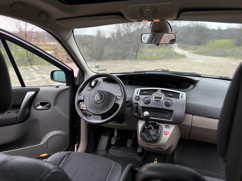 Renault Scenic 2.0 16v/6скр.газ, снимка 10 - Автомобили и джипове - 53398255