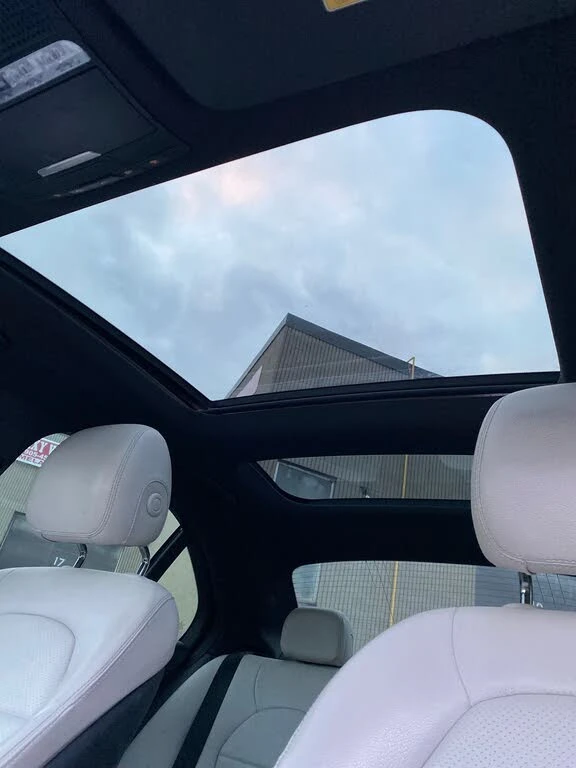 Mercedes-Benz C 300 4MATIC* АвтоКредит* (ЦЕНА ДО БГ), снимка 16 - Автомобили и джипове - 53007435