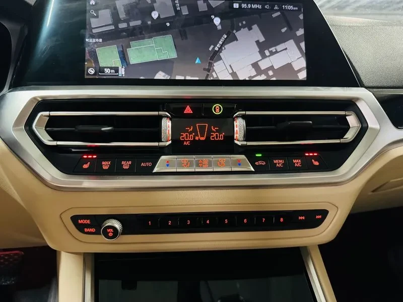 BMW 330  (G20) 330E, снимка 16 - Автомобили и джипове - 54787308