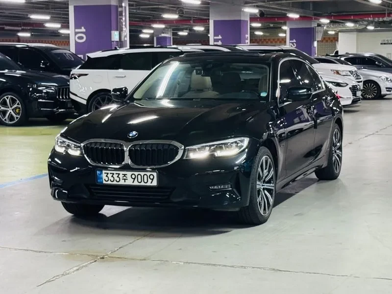 BMW 330  (G20) 330E